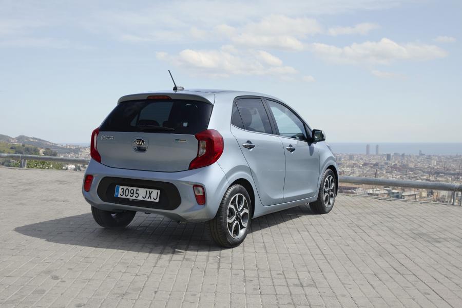  Kia Picanto EcoDynamics 2017 года  (WW) (фото 8 из 77)